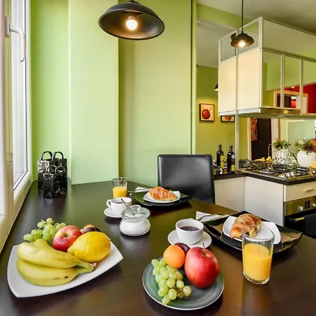 City Haven - Downtown Apartments With Art Deco Design Bucharest Room photo